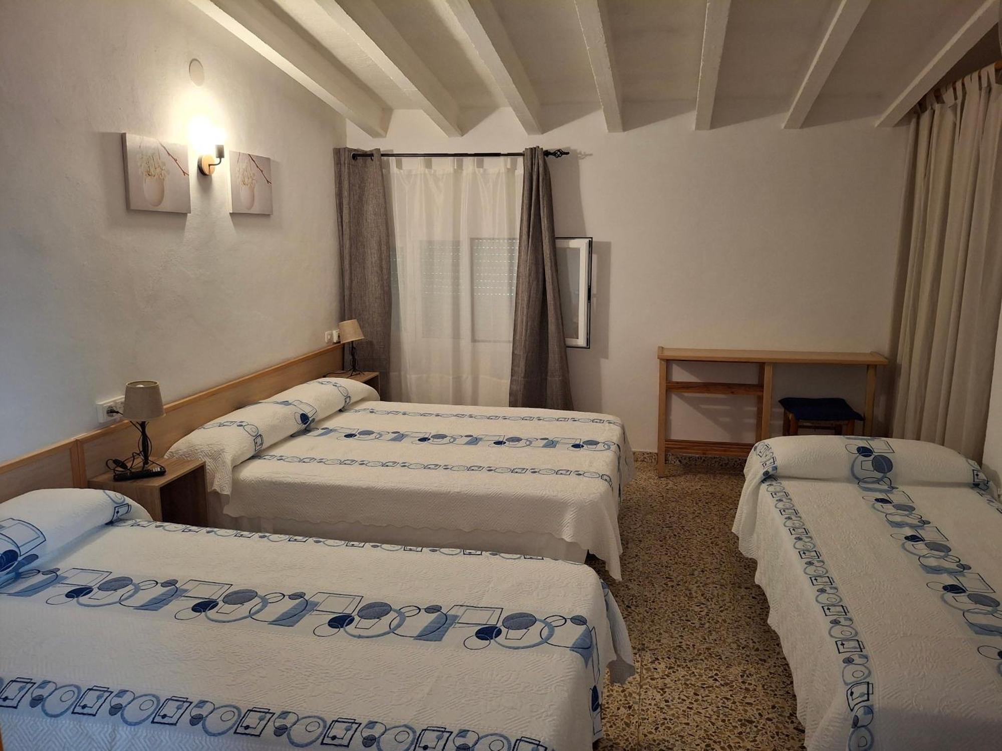 Hostal Pepe サン・フェラン・デ・セス・ロケス エクステリア 写真